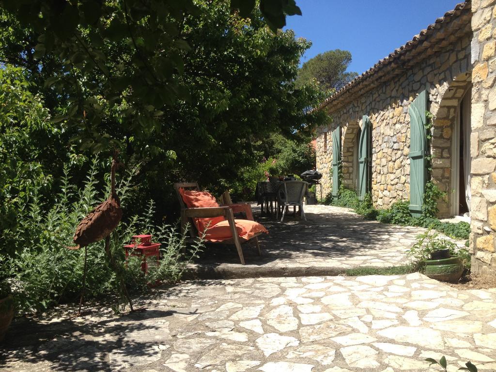 Bed and Breakfast L'Ostal Du Pic St Loup Saint-Jean-de-Cuculles Exterior foto
